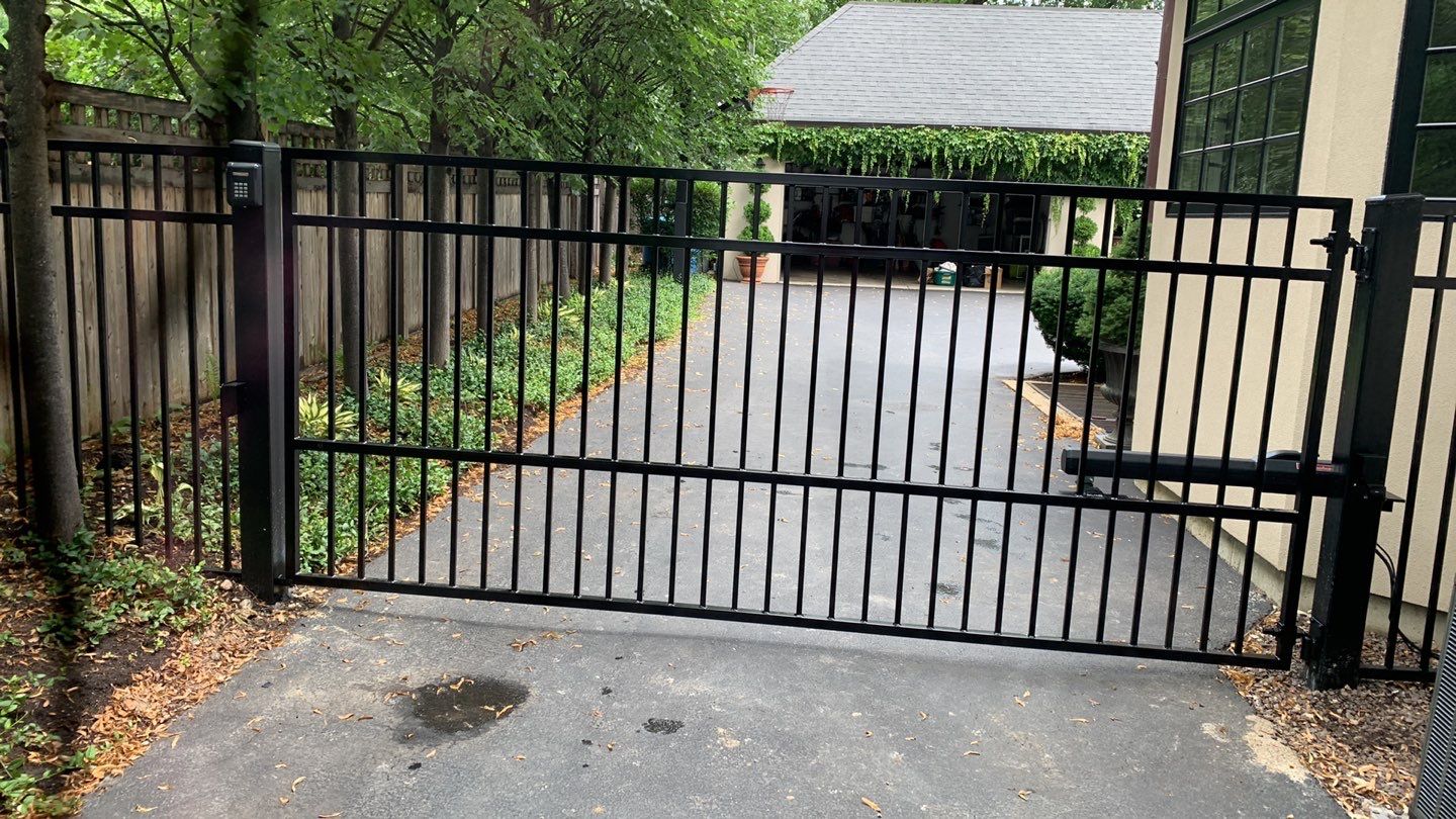 residential automatic gate in Glenview, Illinois